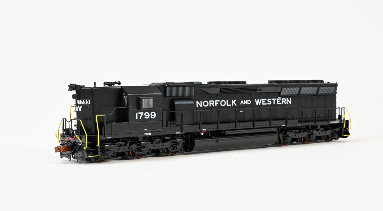 ScaleTrains Rivet 39735 HO Scale EMD SD45 Phase IIb2 High Hood Norfolk & Western N&W 1811 DCC & Sound