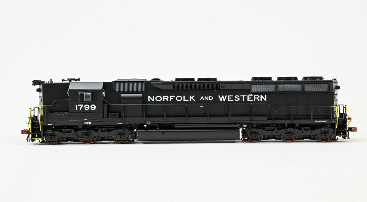 ScaleTrains Rivet 39737 HO Scale EMD SD45 Phase IIb2 High Hood Norfolk & Western N&W 1799 DCC & Sound