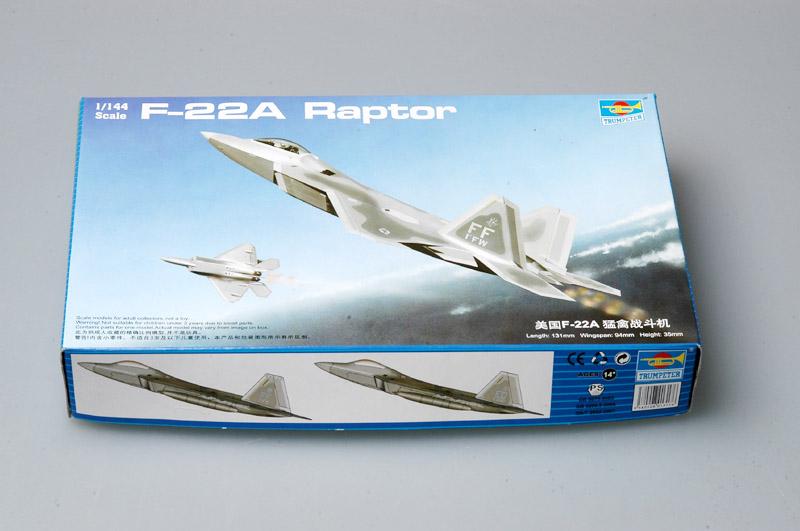 Trumpeter Scale Models 1317 1/144 F-22A Raptor Fighter Model Aircraft ...