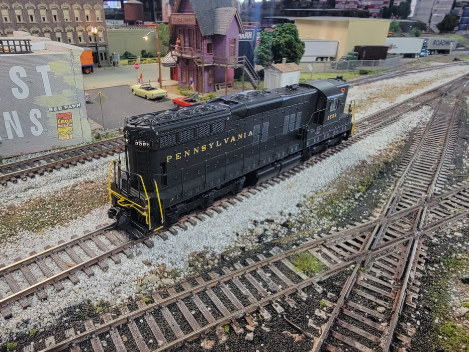 BLI Blue Line 5071 HO Scale EMD SD7 Pennsylvania PRR 8588 with DCC Sound - USED