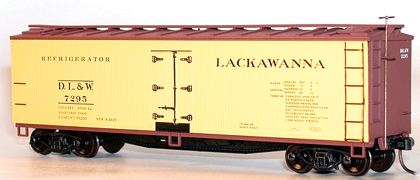 Accurail 4837 HO Scale 40' Wood Reefer Kit Lackawana DL&W - NOS