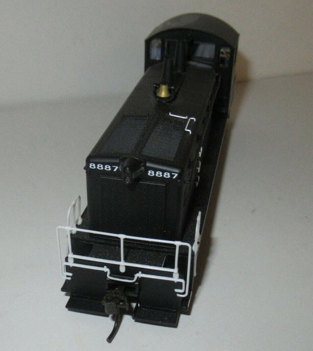 Broadway Limited Imports 2030 HO Scale EMD SW7 NYC 8887 Paragon2 - USED