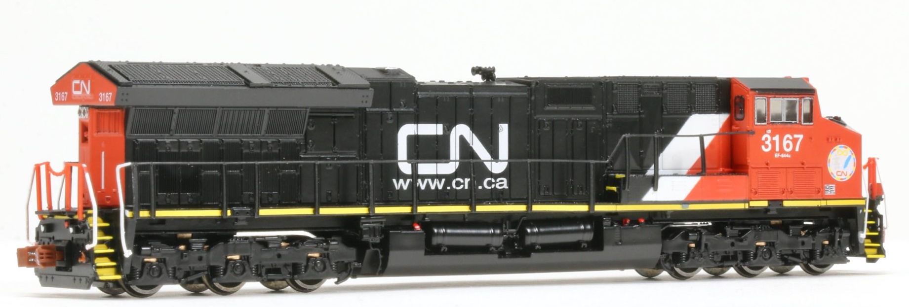 ScaleTrains Operator 10971 N Scale GE ET44AC Tier 4 Diesel "Aboriginal Affairs" CN 3204