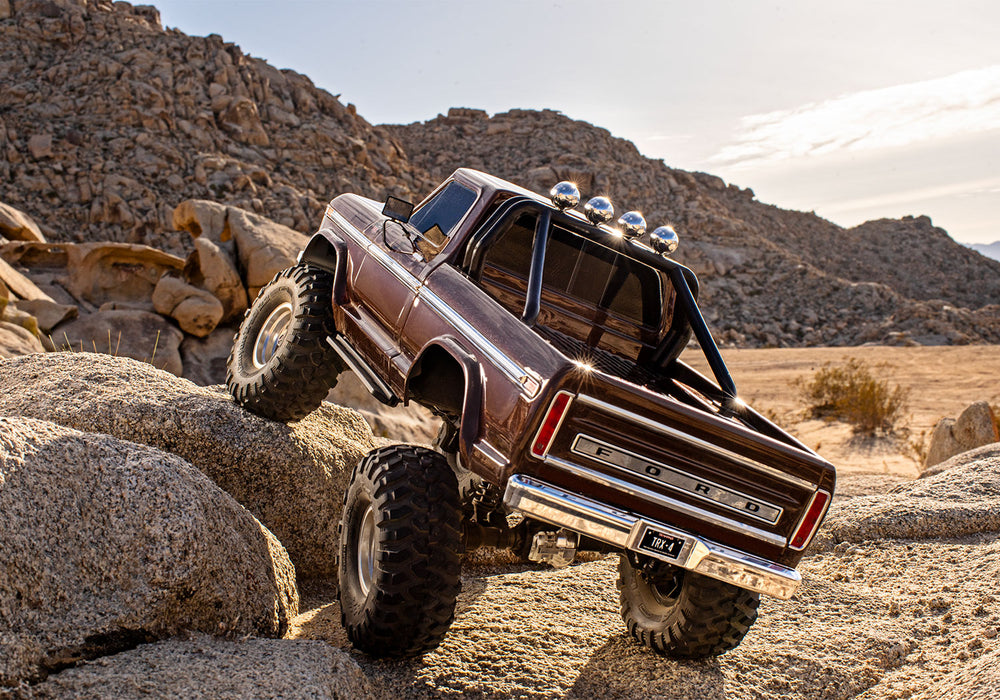 Traxxas 92046-4 TRX-4 Black RTR High Trail 1979 Ford F-150 Ranger XLT Trail Crawler