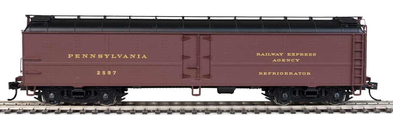 Walthers 920-9740 HO Scale Pennsylvania PRR R50b Express Reefer PRR 2556 Deluxe 1