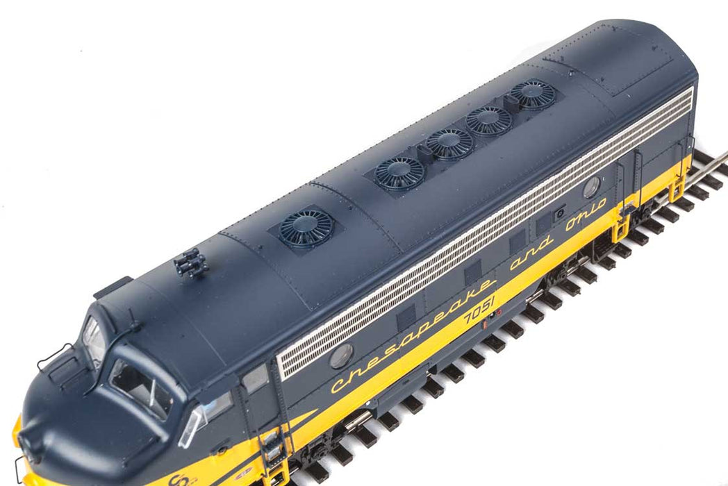 Walthers Proto 920-40915 HO Scale EMD F7 Diesel C&O 7044 DCC Sound - USED