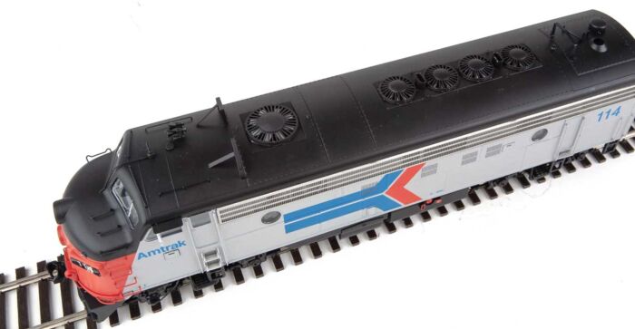 Walthers Proto 920-49514 HO Scale EMD FP7 Diesel Amtrak Phase I AMTK 114